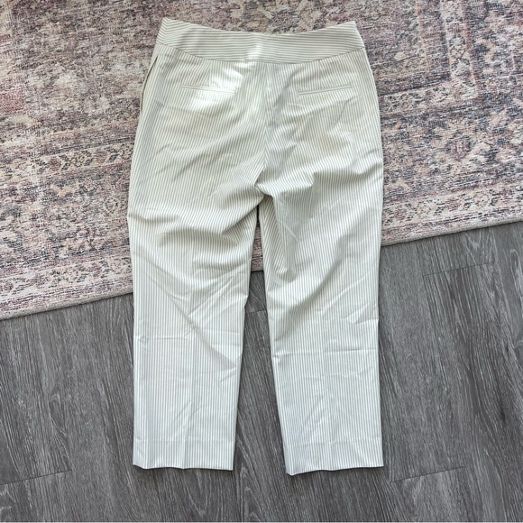 Rafaella Capris Pant - Picture 8 of 8